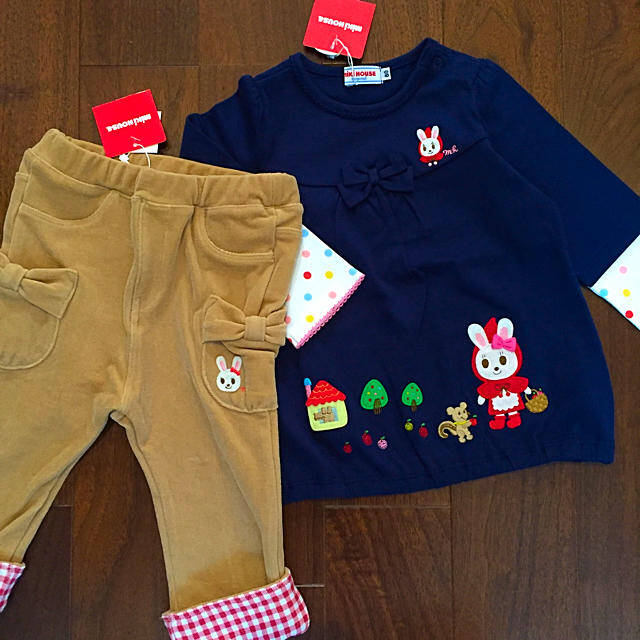 babyGAP(ベビーギャップ)のわーちゃんママ 様 ＊ ４点 キッズ/ベビー/マタニティのベビー服(~85cm)(ワンピース)の商品写真