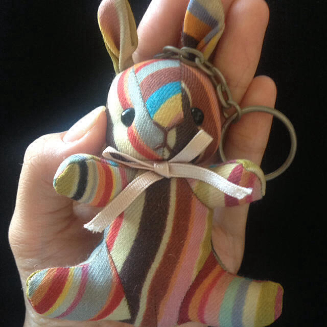 Paul Smith うさぎ マルチボーダー キーホルダーの通販 By Macaron ポールスミスならラクマ Paul Smith うさぎ マルチボーダー キーホルダーの通販 By Macaron ポールスミスならラクマ