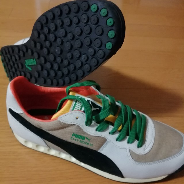 PUMA(プーマ)のプーマ　スニーカー　ジャマイカカラー　26.5cm　美品 メンズの靴/シューズ(スニーカー)の商品写真