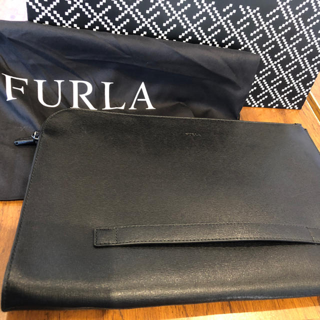 Furla(フルラ)の新品未使用 フルラ クラッチバック 黒 レディースのバッグ(クラッチバッグ)の商品写真