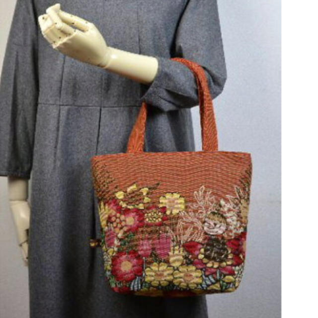 Little Me(リトルミー)のMoomin ムーミンゴブランバッグリトルミイ花と一緒に レディースのバッグ(トートバッグ)の商品写真