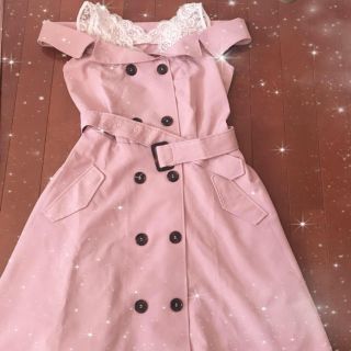 セシルマクビー(CECIL McBEE)の【最安値！早い者勝ち！】ピンク♥ オフショルトレンチワンピ ♥セシルマクビー(ひざ丈ワンピース)