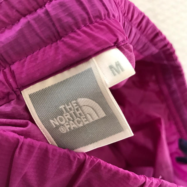 THE NORTH FACE(ザノースフェイス)のTHE NORTH FACE ナイロンスカート レディースのスカート(ひざ丈スカート)の商品写真