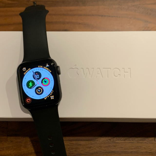 Apple Watch Series 4 GPSモデル 40mm