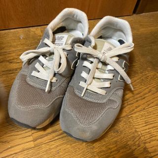 ニューバランス(New Balance)の美品ニューバランススニーカーグレーサイズ24センチ(スニーカー)