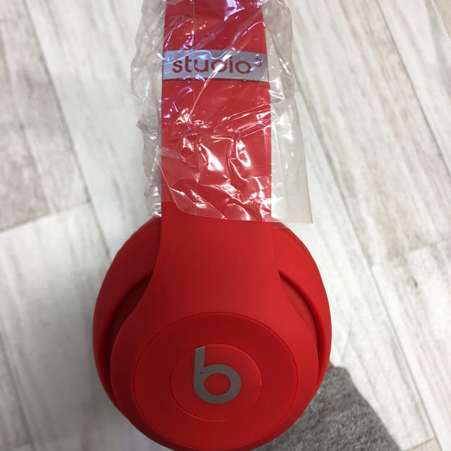 Beats by Dr Dre(ビーツバイドクタードレ)のだいき様専用　beats by Dr Dre studio3 ワイヤレス 赤 スマホ/家電/カメラのオーディオ機器(ヘッドフォン/イヤフォン)の商品写真