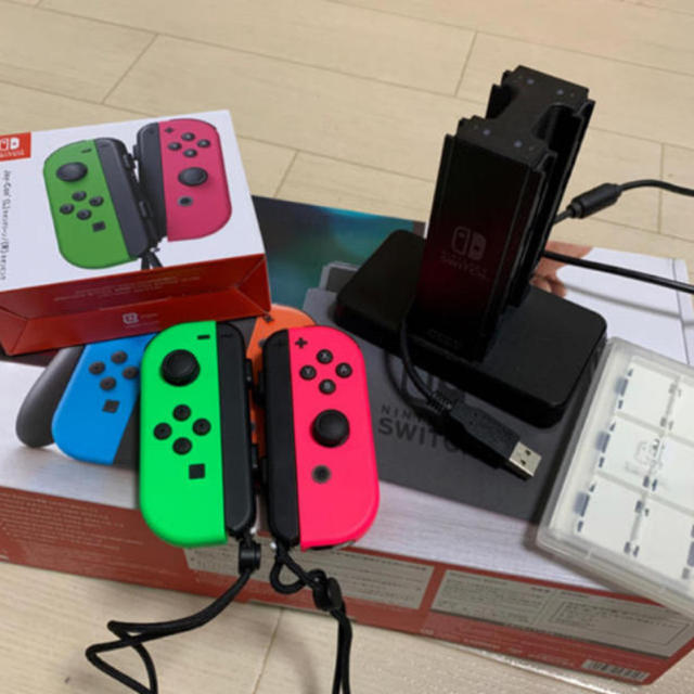 ニンテンドースイッチ　本体　Joy-Con セット