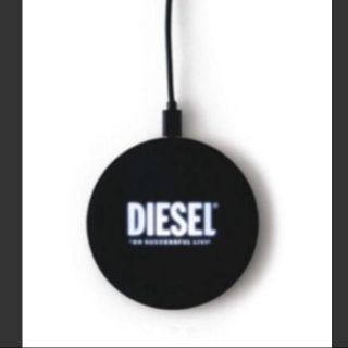 ディーゼル(DIESEL)のDIESEL Qiワイヤレスチャージャー非売品(バッテリー/充電器)