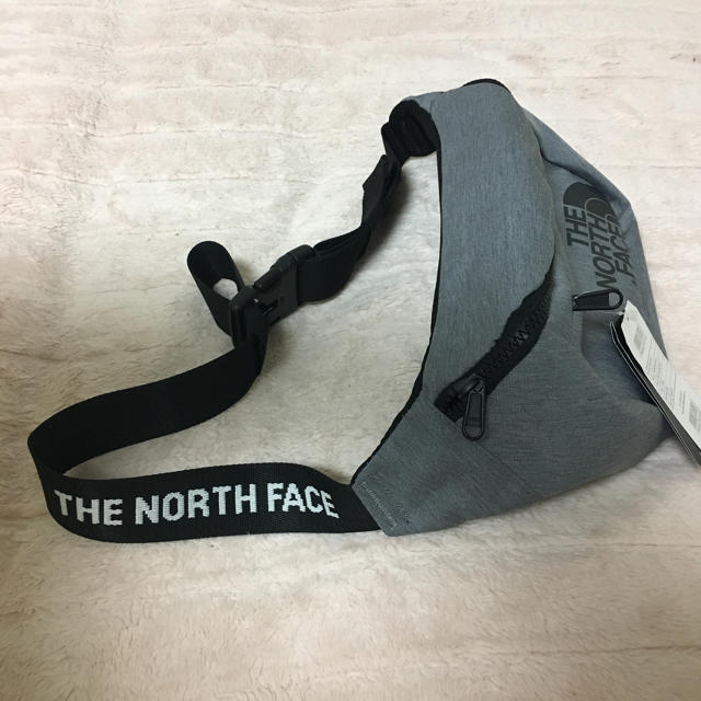 THE NORTH FACE(ザノースフェイス)のザ ノースフェイス スウィープ ウエストポーチ メンズのバッグ(ウエストポーチ)の商品写真