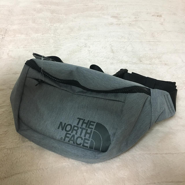 THE NORTH FACE(ザノースフェイス)のザ ノースフェイス スウィープ ウエストポーチ メンズのバッグ(ウエストポーチ)の商品写真