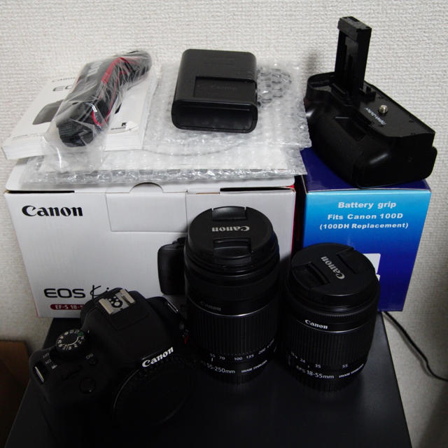 Canon EOS kiss X7 ダブルズームキット キヤノン  一眼レフカメラ