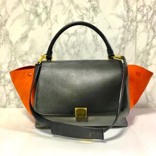 CELINE(オレンジ/橙色系)のフリマアイテム一覧 CELINE(オレンジ/橙色系)のフリマアイテム一覧