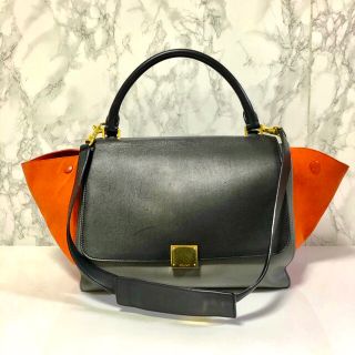 セリーヌ(celine)のCELINE トラペーズ　TRAPEZE フラミンゴ　ブラック(ハンドバッグ)