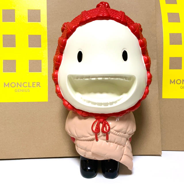 MONCLER(モンクレール)のMONCLER HOUSE OF GENIUS モンクレール フィギュア エンタメ/ホビーの美術品/アンティーク(その他)の商品写真