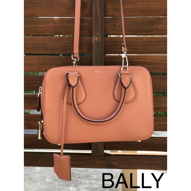 BALLY ショルダーバッグ　ピンクのサムネイル