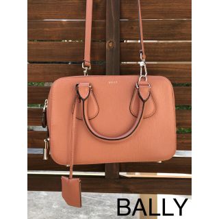 バリー(Bally)のBALLY ショルダーバッグ　ピンク(ショルダーバッグ)