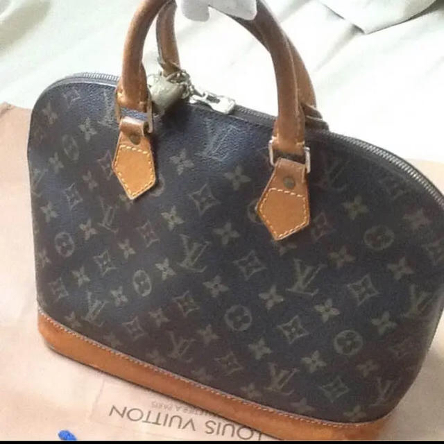 Louis Vuitton アルマ ハンドバッグ