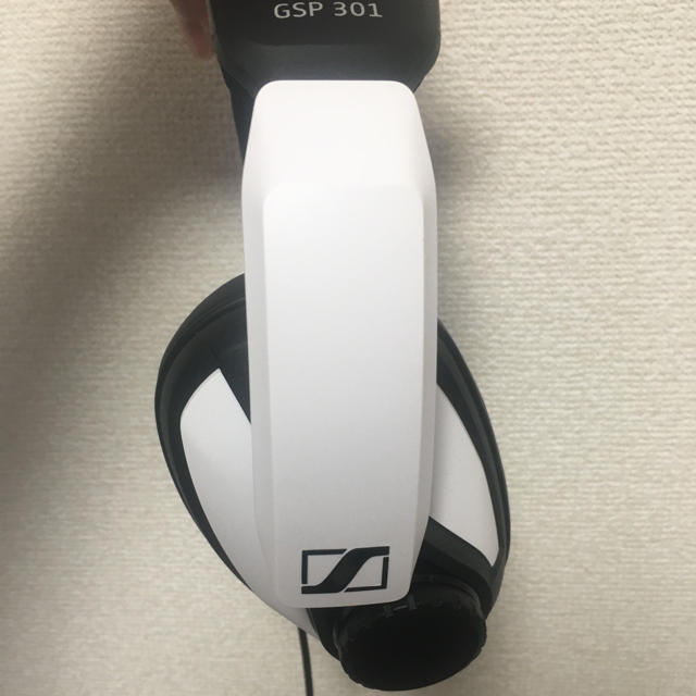 SENNHEISER(ゼンハイザー)のGSP301 (300) ゼンハイザー　ゲーミングヘッドセット エンタメ/ホビーのゲームソフト/ゲーム機本体(その他)の商品写真