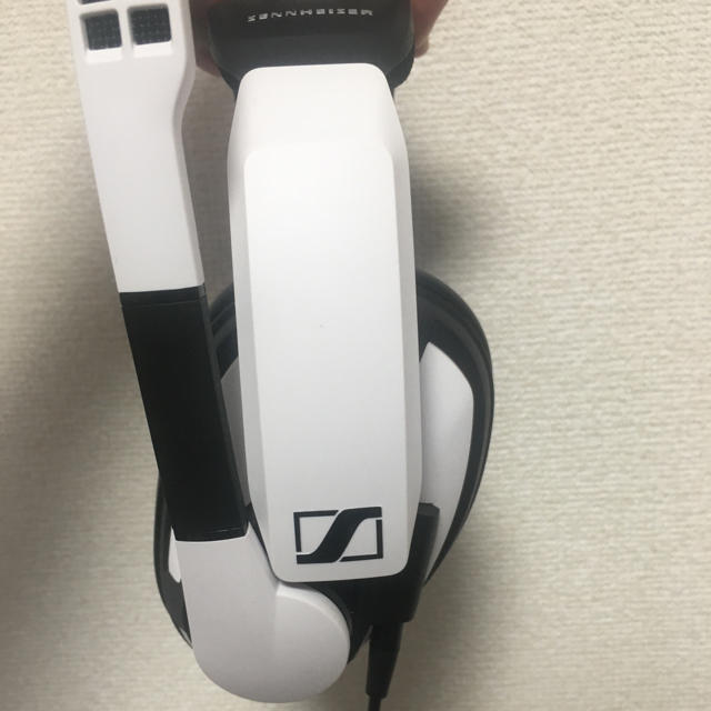 SENNHEISER(ゼンハイザー)のGSP301 (300) ゼンハイザー　ゲーミングヘッドセット エンタメ/ホビーのゲームソフト/ゲーム機本体(その他)の商品写真