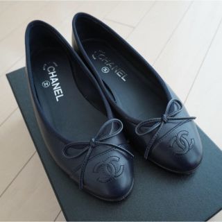 シャネル ネイビー バレエシューズ(レディース)の通販 30点 | CHANELの シャネル ネイビー バレエシューズ(レディース)の通販 30点 | CHANELの