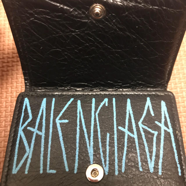 Balenciaga(バレンシアガ)のBALENCIAGA 財布 グラフィティ ペーパーミニウォレット  メンズのファッション小物(折り財布)の商品写真