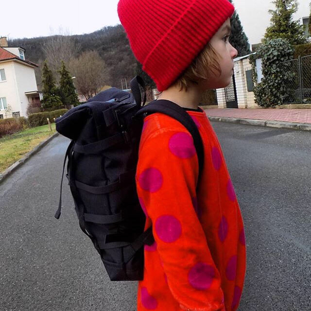 braasi industry webbing 子供用 リュック 日本未発売 絶対一番安い