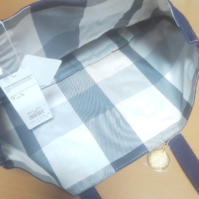 BURBERRY BLUE LABEL(バーバリーブルーレーベル)のりーふ様専用 新品未使用)ブルーレーベルクレストブリッジデニムトート レディースのバッグ(トートバッグ)の商品写真