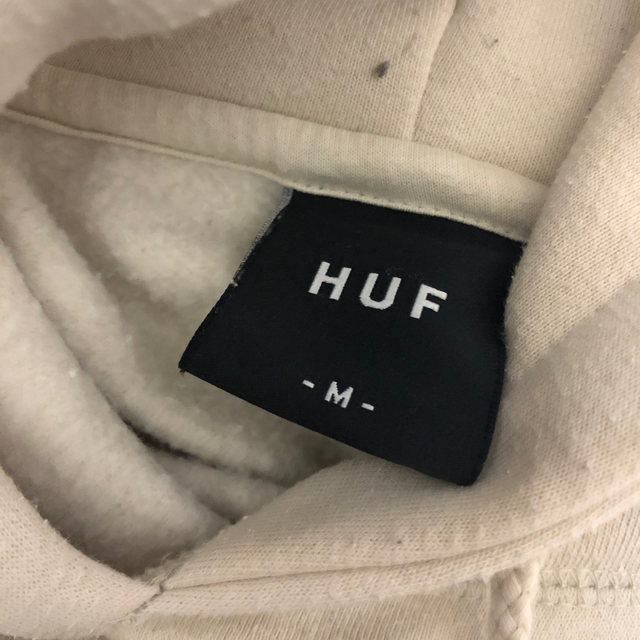 huf パーカー ベージュ 1