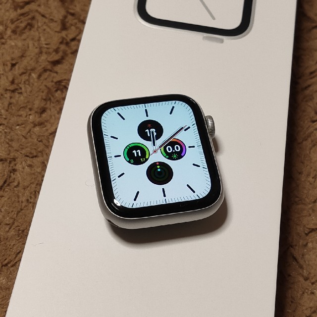 Apple Watch(アップルウォッチ)のApple Watch series4  44mm バンド2本 ケース付き メンズの時計(腕時計(デジタル))の商品写真