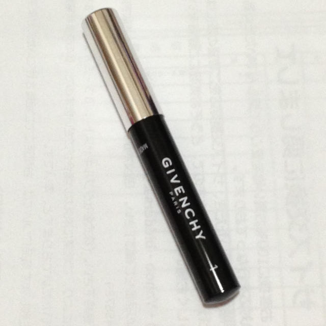 GIVENCHY(ジバンシィ)のGIVENCY Eye pencil コスメ/美容のベースメイク/化粧品(その他)の商品写真