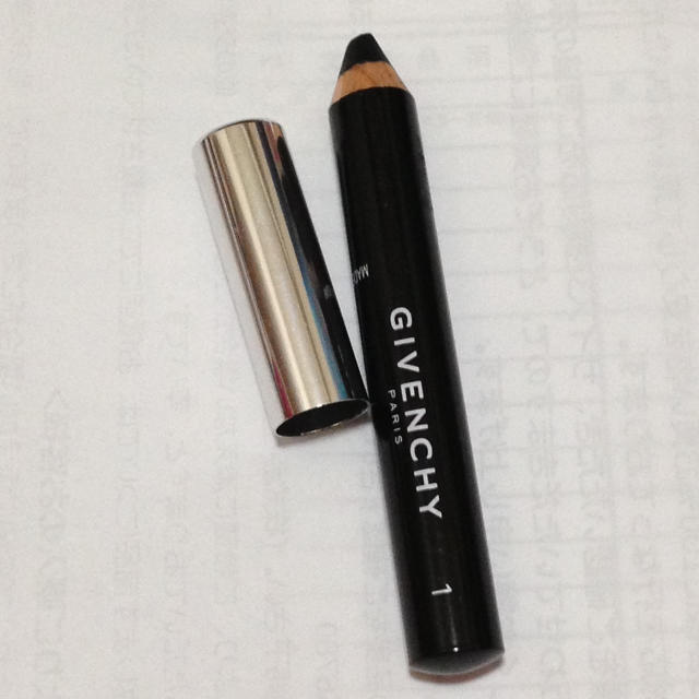 GIVENCHY(ジバンシィ)のGIVENCY Eye pencil コスメ/美容のベースメイク/化粧品(その他)の商品写真