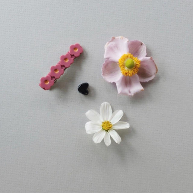PETIT BATEAU(プチバトー)のお花形クリップ キッズ/ベビー/マタニティのキッズ服女の子用(90cm~)(ブラウス)の商品写真