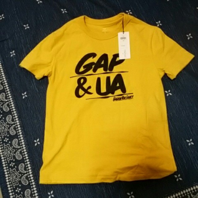 GAP(ギャップ)の新品未使用　限定ユナイテッドアローズ&GAPコラボTシャツxs マスター色半袖 メンズのトップス(Tシャツ/カットソー(半袖/袖なし))の商品写真