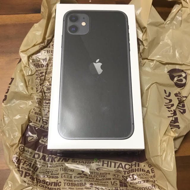 iPhone 11 128GB simフリー　BLACK