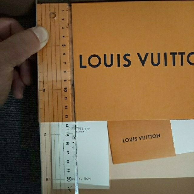 LOUIS VUITTON(ルイヴィトン)のKoKo様専用  ルイヴィトン空箱・紙袋 レディースのバッグ(ショップ袋)の商品写真