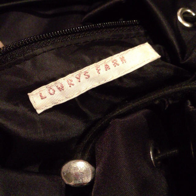 LOWRYS FARM(ローリーズファーム)のローリーズ黒リュック！ レディースのバッグ(リュック/バックパック)の商品写真