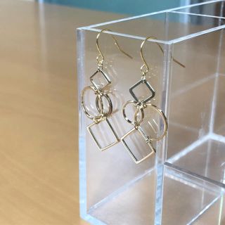 ⚫️300円☆ピアス NO.1728 イヤリング 可能(ピアス)