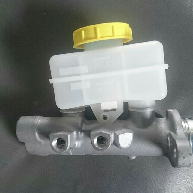 51%OFF!】 BNR32ブレーキマスターシリンダー 日産46010-02U20 新品 未