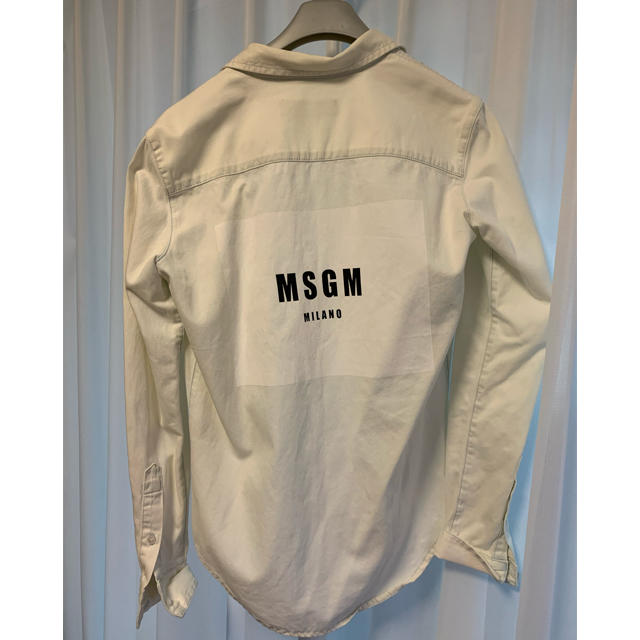 MSGM(エムエスジイエム)のmsgm デニム シャツ レディースのトップス(シャツ/ブラウス(長袖/七分))の商品写真