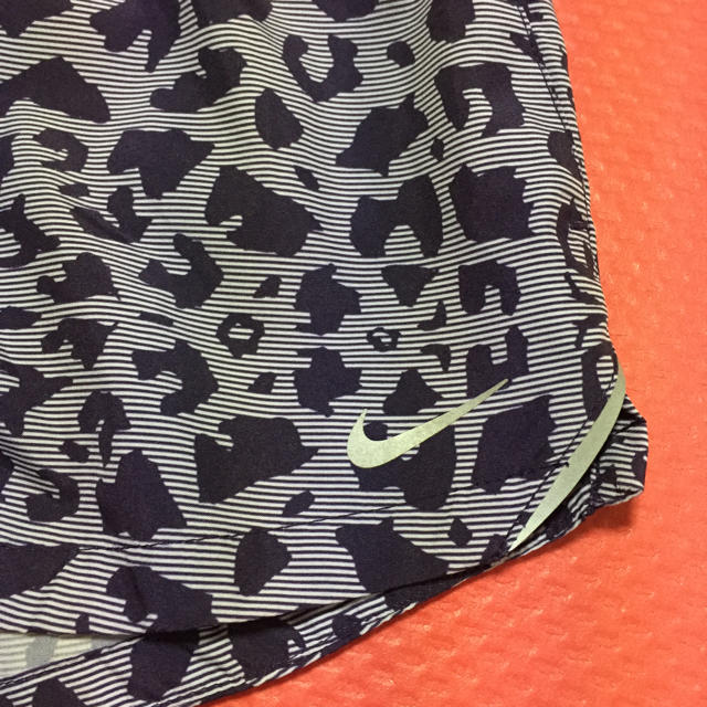 NIKE(ナイキ)のNIKEランニングパンツM レディースのパンツ(ショートパンツ)の商品写真