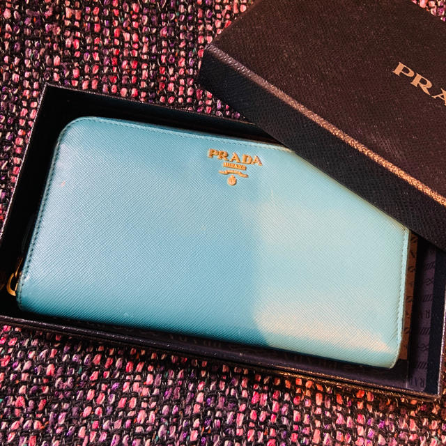 PRADA 財布 サフィアーノ　箱付き