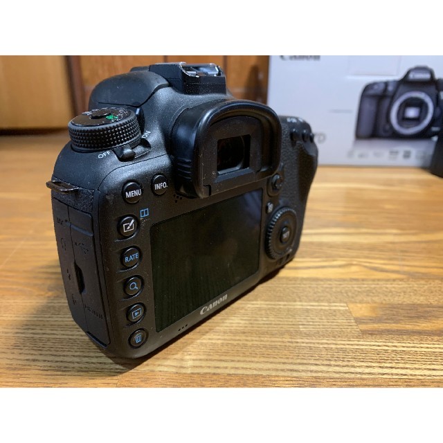 Canon(キヤノン)のガッシーさま専用【中古品】Canon EOS 7D mark2 ボディ その他 スマホ/家電/カメラのカメラ(デジタル一眼)の商品写真