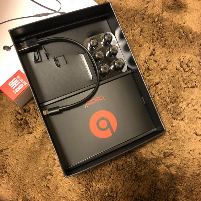 Beats by Dr Dre(ビーツバイドクタードレ)のBeats X スマホ/家電/カメラのオーディオ機器(ヘッドフォン/イヤフォン)の商品写真