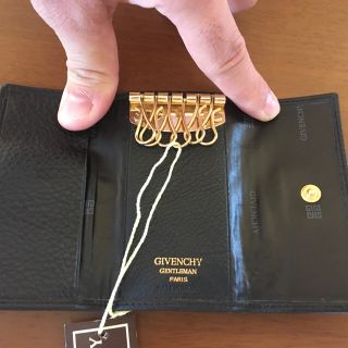 GIVENCHY(キーケース)のフリマアイテム一覧 GIVENCHY(キーケース)のフリマアイテム一覧