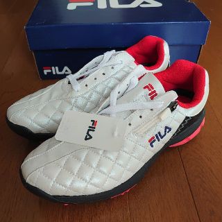 フィラ(FILA)の新品未使用フィラ23.0お値下げ　レディースゴルフシューズ(シューズ)