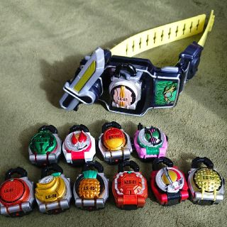 バンダイ(BANDAI)の仮面ライダー鎧武 変身ベルトセット(キャラクターグッズ)