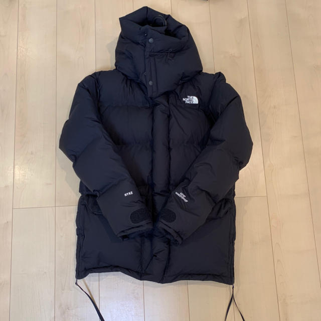 HYKE(ハイク)のTHE NORTH FACE × HYKEビッグサイズダウン　メンズＬ メンズのジャケット/アウター(ダウンジャケット)の商品写真