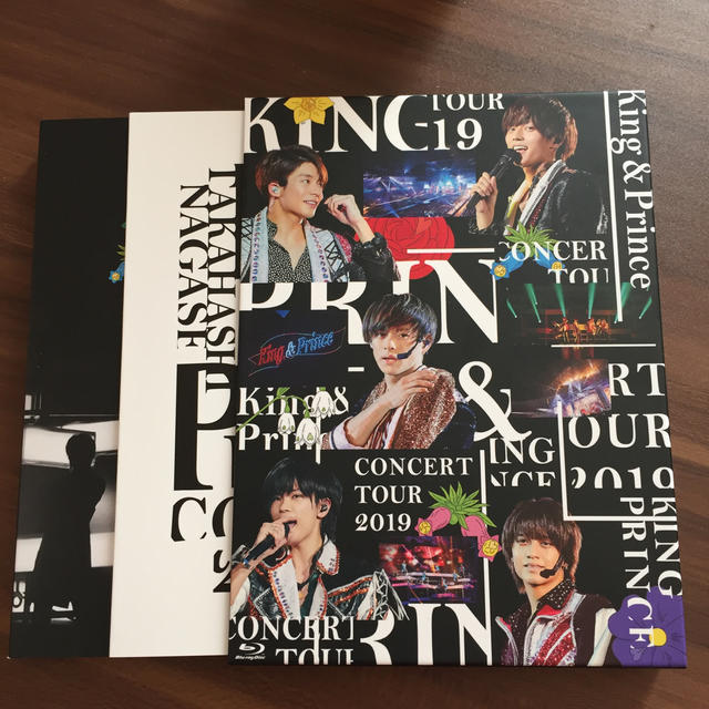 Johnny's(ジャニーズ)のKing ＆Prince CONCERT TOUR 2019（初回限定盤）  エンタメ/ホビーのDVD/ブルーレイ(ミュージック)の商品写真