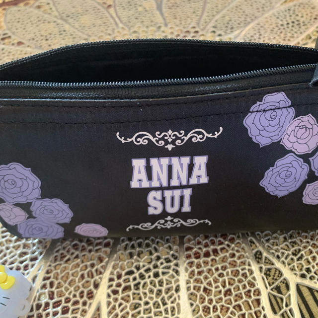 ANNA SUI(アナスイ)のANNA SUI⭐️コスメポーチ⭐️プリント仕様⭐️新品未使用品⭐️キティー付き レディースのファッション小物(ポーチ)の商品写真