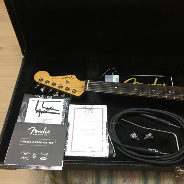 Fender - Fender American Deluxe Stratocasterの通販 by ギターおじさん's shop｜フェンダーならラクマ 正規店新作
